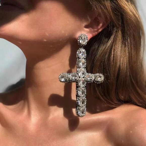 Diamond cross necklace M1025 - Picture 1 of 5